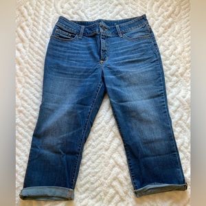 St. John’s Bay capris